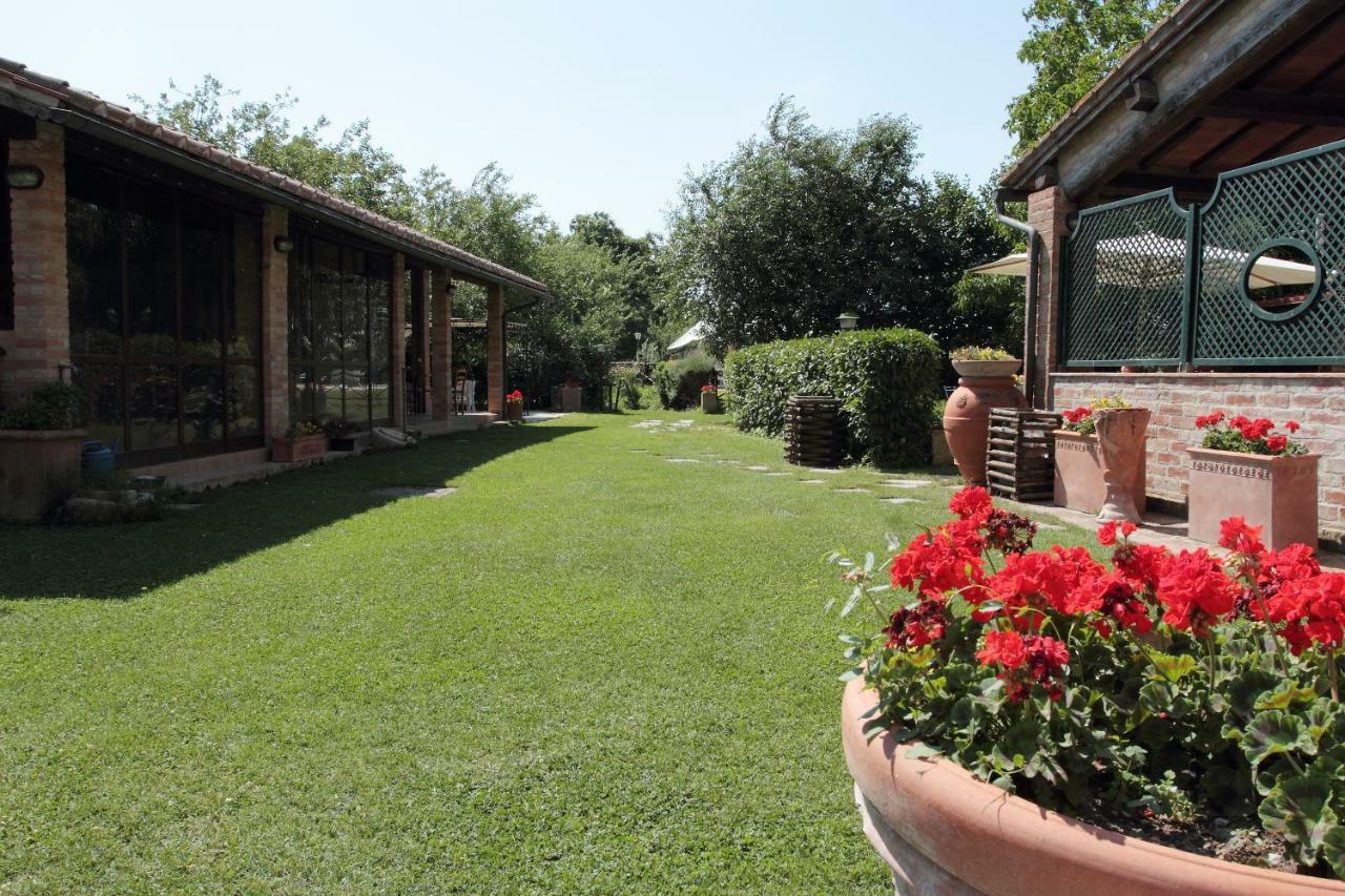 Agriturismo Le Stringaie Montepulciano Stazione Exterior photo